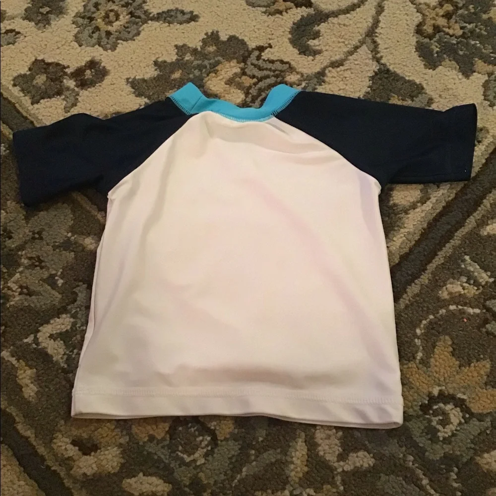 Disney Micky swim shirt 3-6 mo quick dry🏄🏻‍♂️great for pool 🏊‍♀️ and b